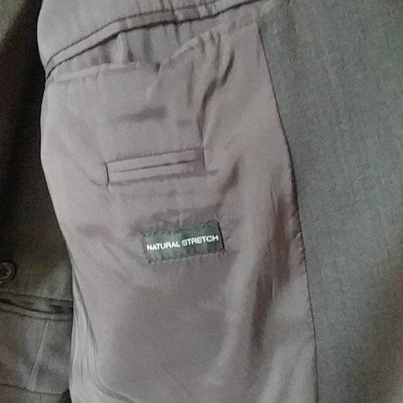 Hugo Boss - Picture 3 of 4